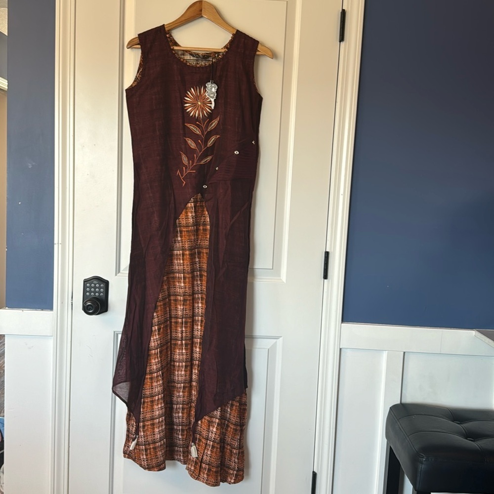 Ashmi Creations size L maroon and orange with flower embroidered